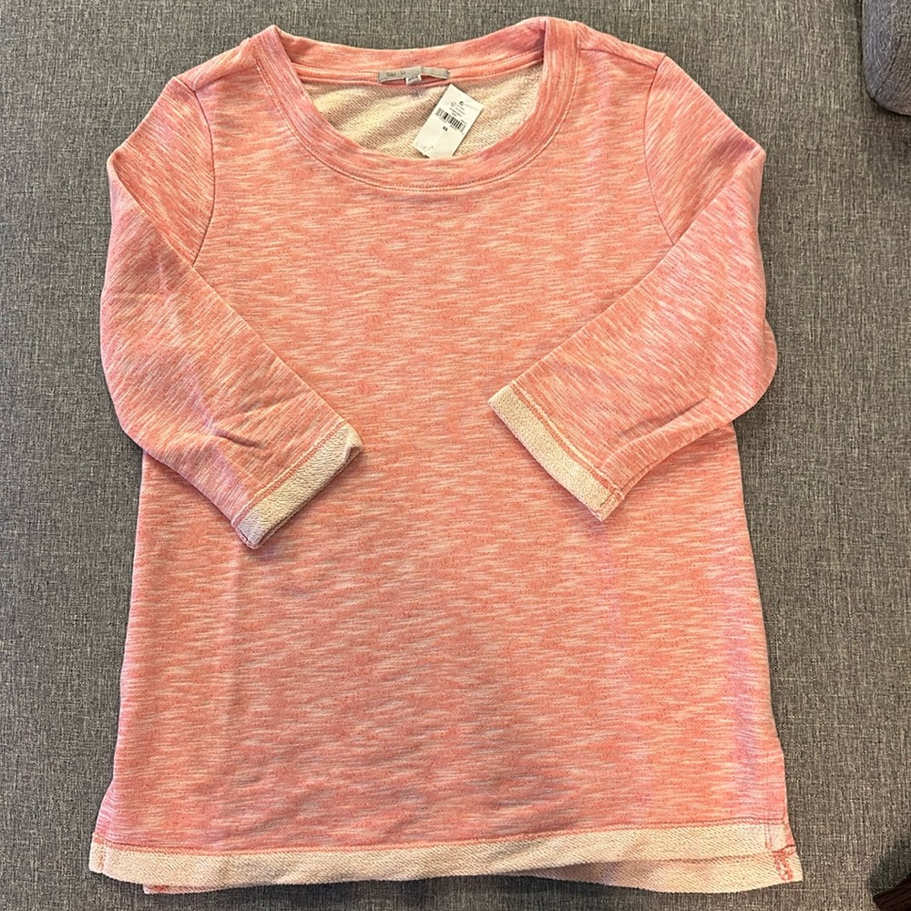 GAP pink heathered top